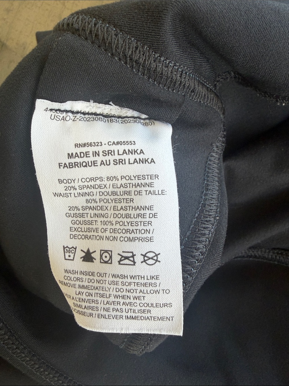 Nike One Dri-Fit Black Leggings with Light Blue Piping Womens Size XL inseam 24” - Picture 3 of 6